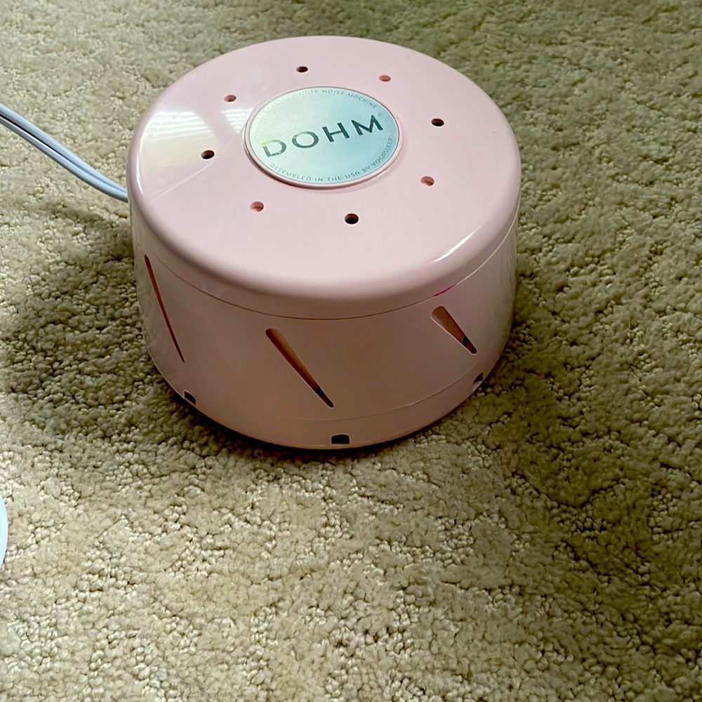COPY - Dohm white noise machine in pink